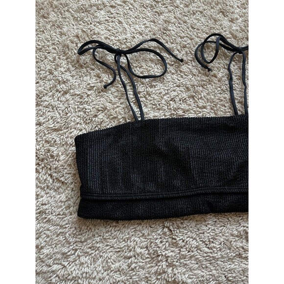 Frankies Bikinis Summertime Bikini Top in Black Size LARGE NEW - Picture 2 of 6